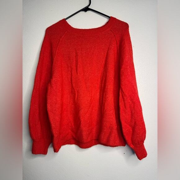Vince Camuto Christmas Red Puff Sleeve Sweater - Picture 3 of 8